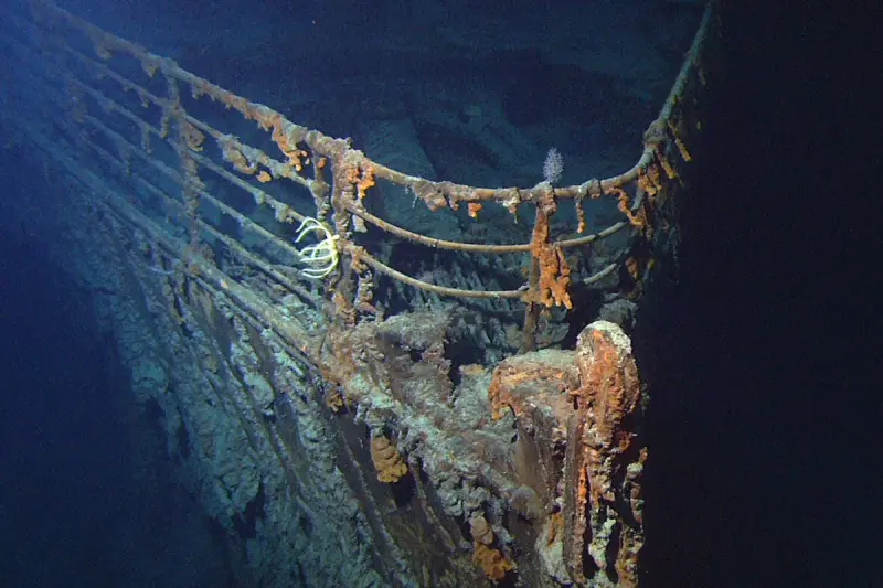 На месте крушения "Титаника" пропал батискаф с туристами