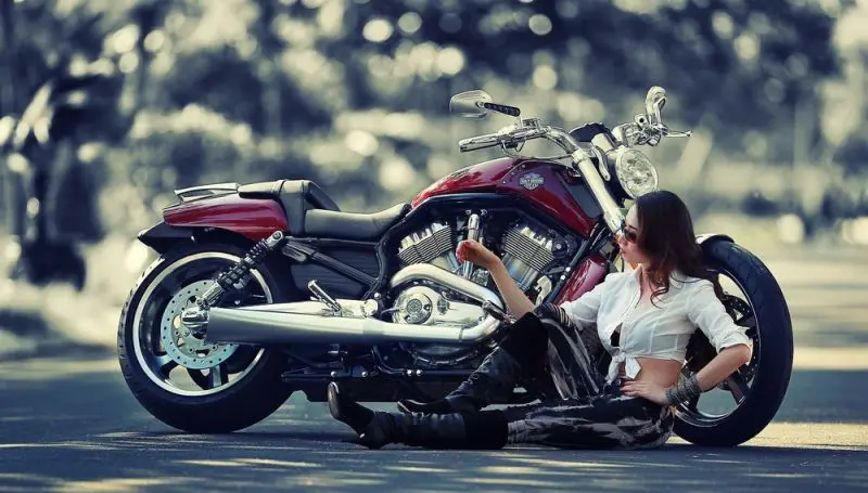 Девушки, которым нравятся мотоциклы 16.06.2023