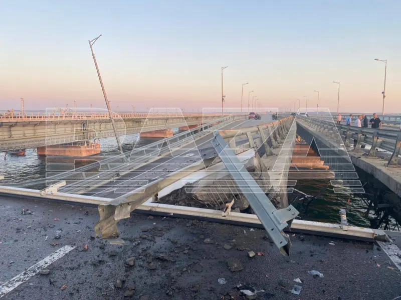 Атака на Крымский мост — спецоперация СБУ и ВМС Украины с надоводными дронами