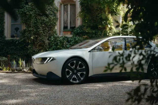 BMW показали концепт Vision Neue