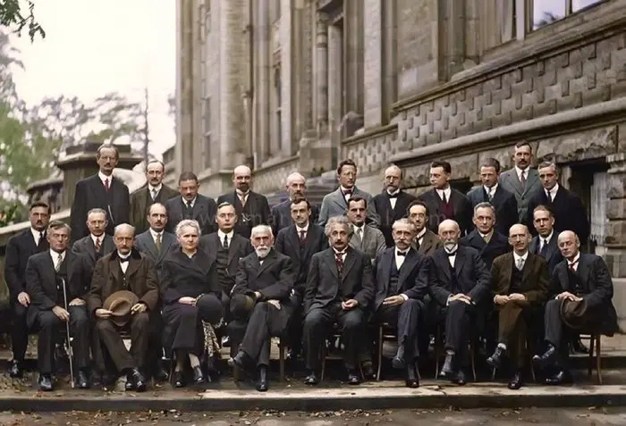 5–я Сольвеевская конференция по квантовой механике в Брюсселе, Бельгия, 1927