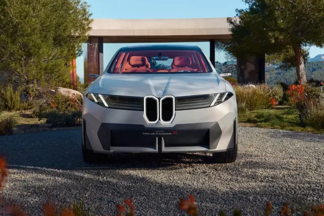 BMW презентовала концепт своего будущего электрического внедорожника