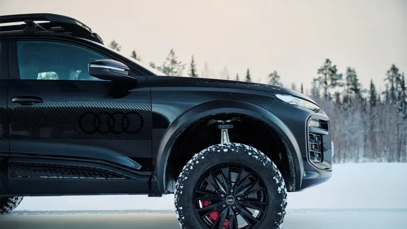 Audi показала концепт электромобиля Q6 e-Tron Offroad для езды по бездорожью