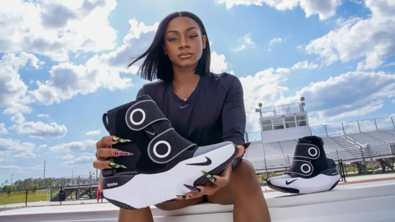 Nike и Hyperice сделали кроссовки Hyperboot, которые помогут разогреться перед тренировкой