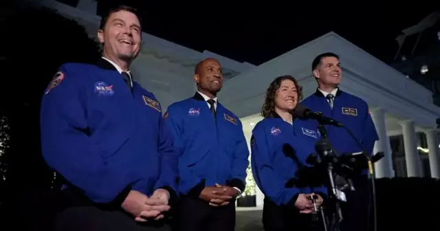 NASA впервые за 50 лет отправит к Луне пилотируемую миссию