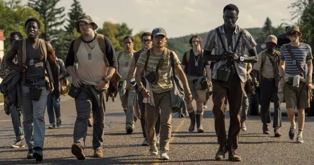 Фильмы, похожие на «Долгую прогулку», где людям приходится играть по опасным правилам