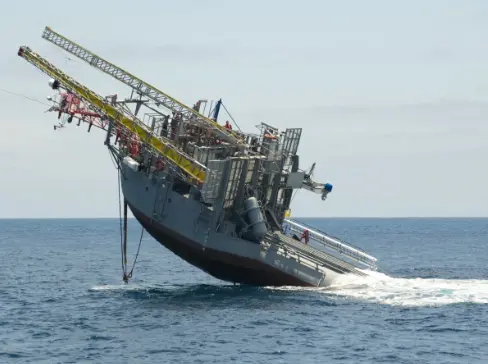 Удивительный корабль RV Flip