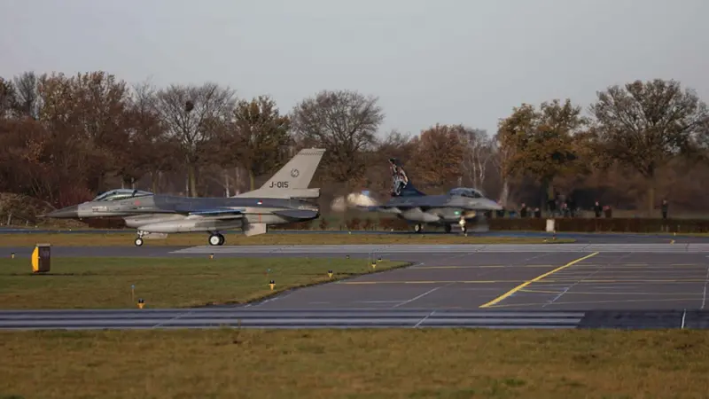 Нидерландские военные атаковали неопознанные дроны над авиабазой, где хранятся ядерные боеголовки НАТО