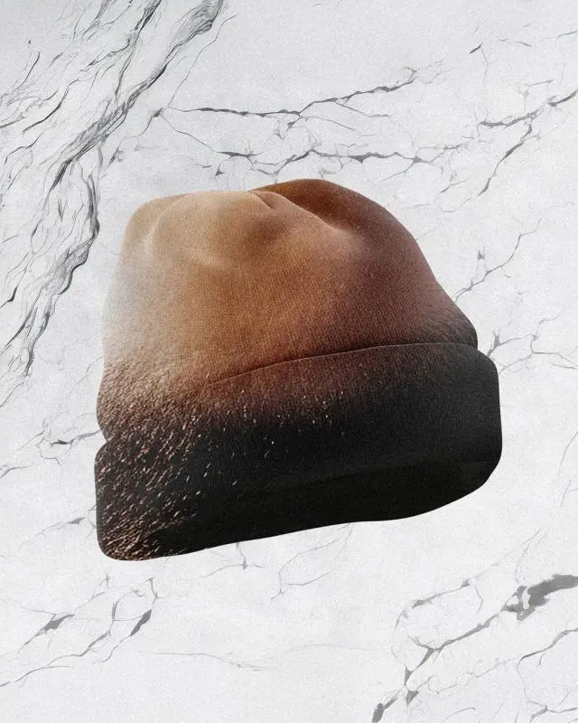 Шапки с "лысиной" завирусились в соцсетях