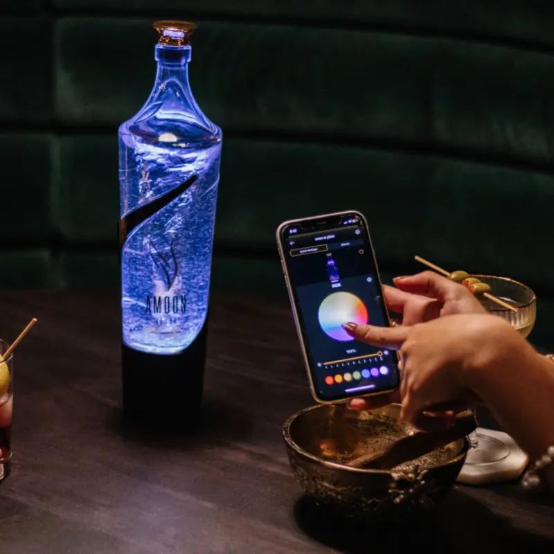 Представлена первая в мире «умная водка»