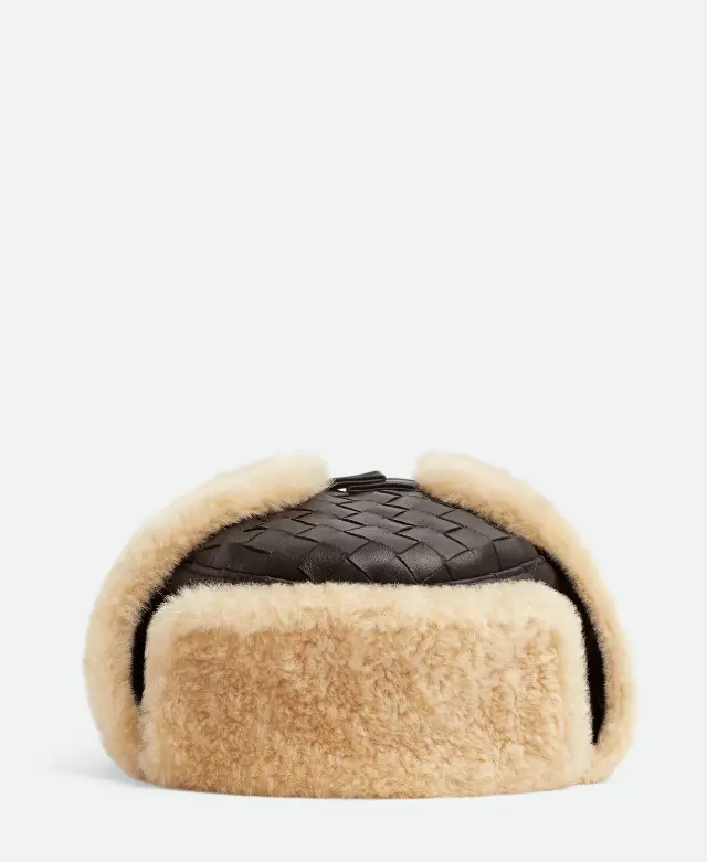 Шапка-ушанка от Bottega Veneta