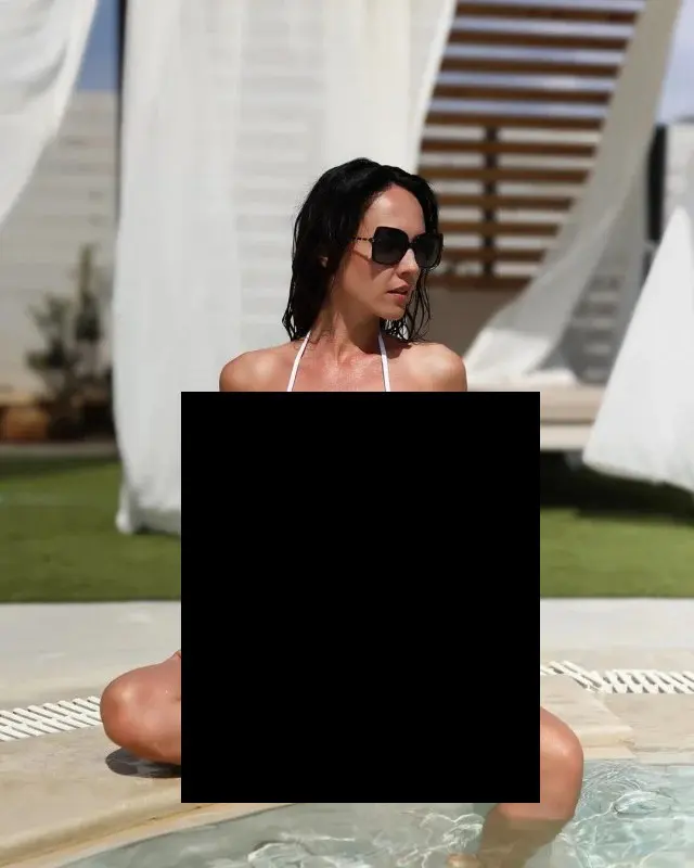 Скоро лето: Красотки в купальниках 02.03.2026